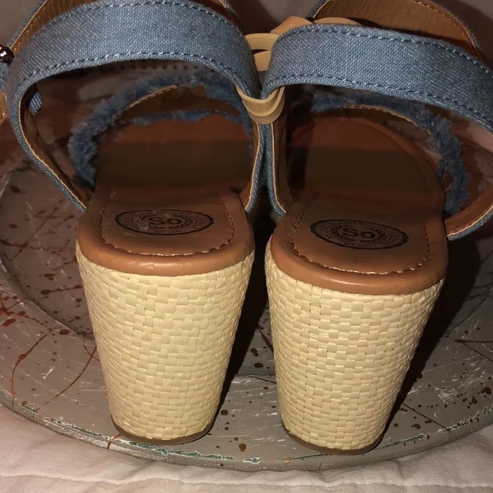 So 7.5 Ice Fish Embroidered Denim Wedge Sandals - Picture 6 of 12